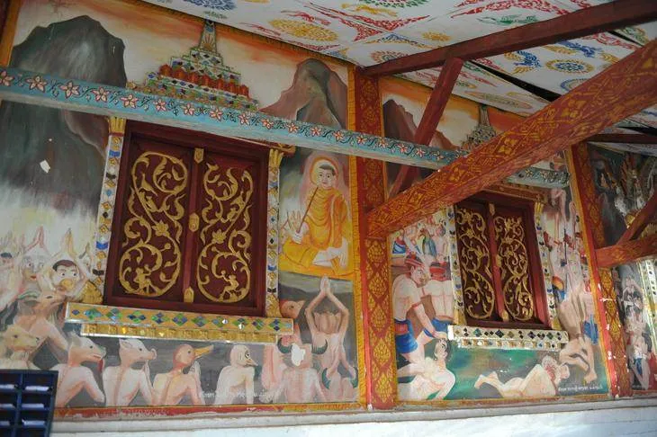 Destination: Huay Xai - the Laos border town with a former French fort and hellish temple (Laos) (SFW) Destination: Huay Xai - the Laos border town with a former French fort and hellish temple (Laos) (SFW) - Laos -