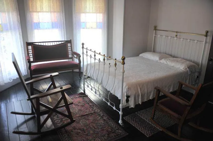 Destination: the Thomas Wolfe Memorial (Asheville, NC, USA) Destination: the Thomas Wolfe Memorial (Asheville, NC, USA) - United States -