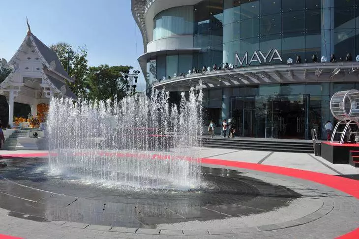 Destination: Maya shopping mall’s grand opening (Chiang Mai, Thailand) - Thailand -