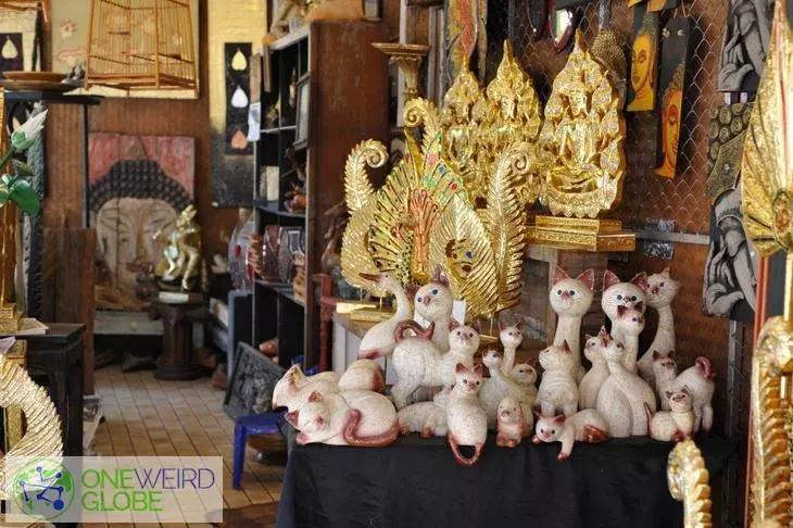 Destination: Baan Tawai Handicrafts Center — your home for kitschy wooden crafts (Thailand) - Thailand -