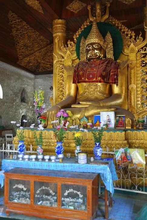 Destination: Myawaddy, Myanmar — the border town across from Thailand - Myanmar -