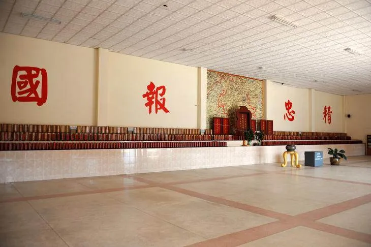 Destination: the Chinese Martyr's Memorial Museum on a former mountaintop home of opium warlords (northern Thailand) Destination: the Chinese Martyr's Memorial Museum on a former mountaintop home of opium warlords (northern Thailand) - Thailand -