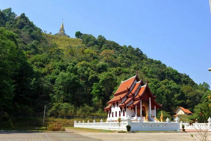 Destination: the Chinese Martyr's Memorial Museum on a former mountaintop home of opium warlords (northern Thailand) Destination: the Chinese Martyr's Memorial Museum on a former mountaintop home of opium warlords (northern Thailand) - Thailand -