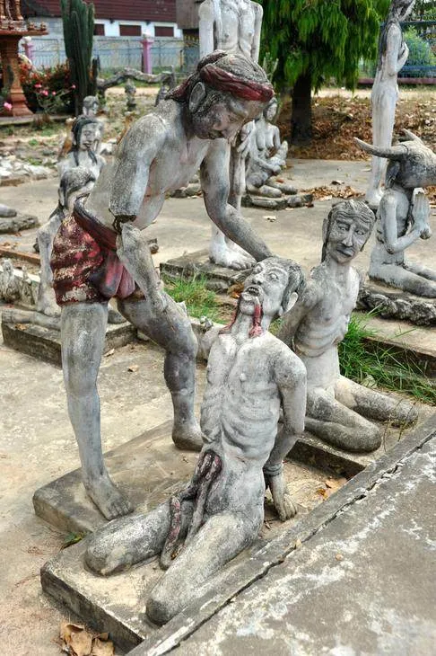 Destination: Sukhothai — what happens when tourism changes a town? (Thailand) - Thailand -