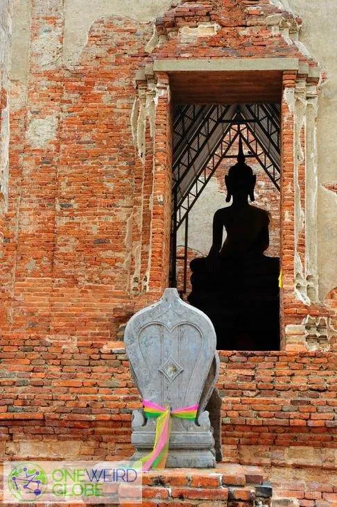 Destination: a daytrip to Phichit — beautiful temples and a giant crocodile (north central Thailand) Destination: a daytrip to Phichit — beautiful temples and a giant crocodile (north central Thailand) - Thailand -