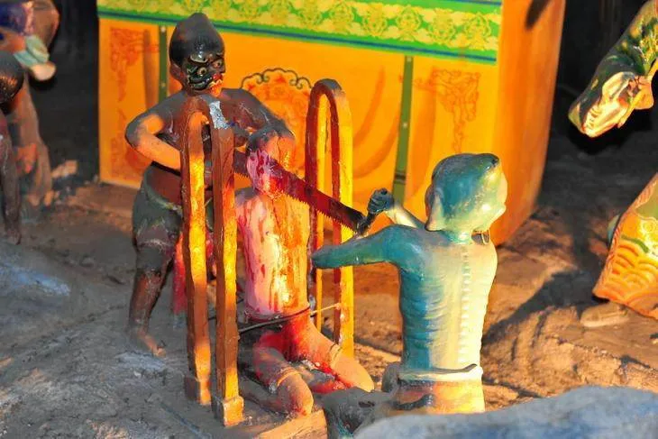 See the Ten Courts of Hell in Singapore — Destination: Haw Par Villa See the Ten Courts of Hell in Singapore — Destination: Haw Par Villa - Singapore -