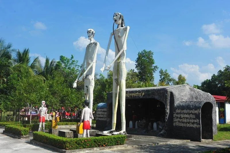Destination: Wat Tha Meru — a creepier-than-usual hell temple (NSFW) (Thailand) - Thailand -