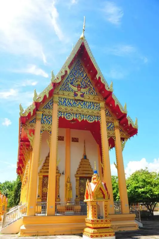 Destination: Wat Prathong and the quirky temple museum (Phuket, Thailand) - Thailand -