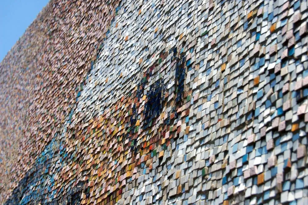 Destination: Trujillo, Peru – a creepy toy museum, a partially restored ancient city, old-school pots, and the continent’s longest mosaic mural DSC_1637