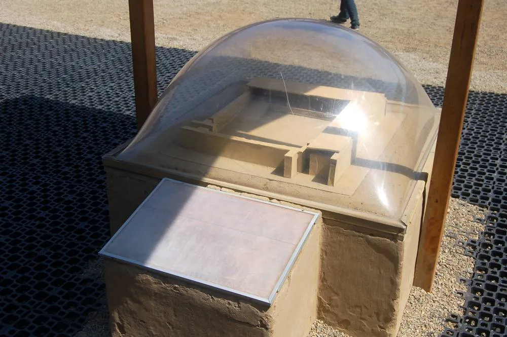 Destination: Trujillo, Peru – a creepy toy museum, a partially restored ancient city, old-school pots, and the continent’s longest mosaic mural DSC_2066