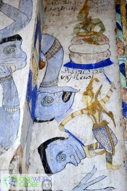 Destination: the Thai temple with the bizarre illustrations (Khon Kaen, Thailand) - Thailand -