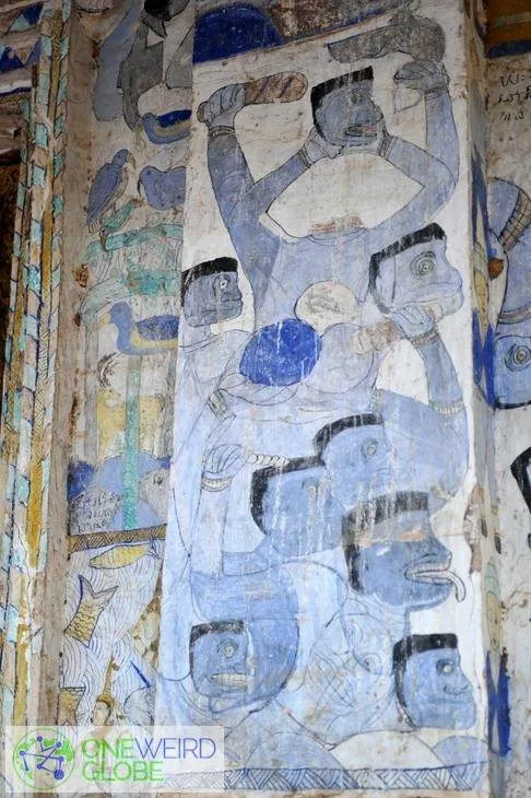 Destination: the Thai temple with the bizarre illustrations (Khon Kaen, Thailand) - Thailand -