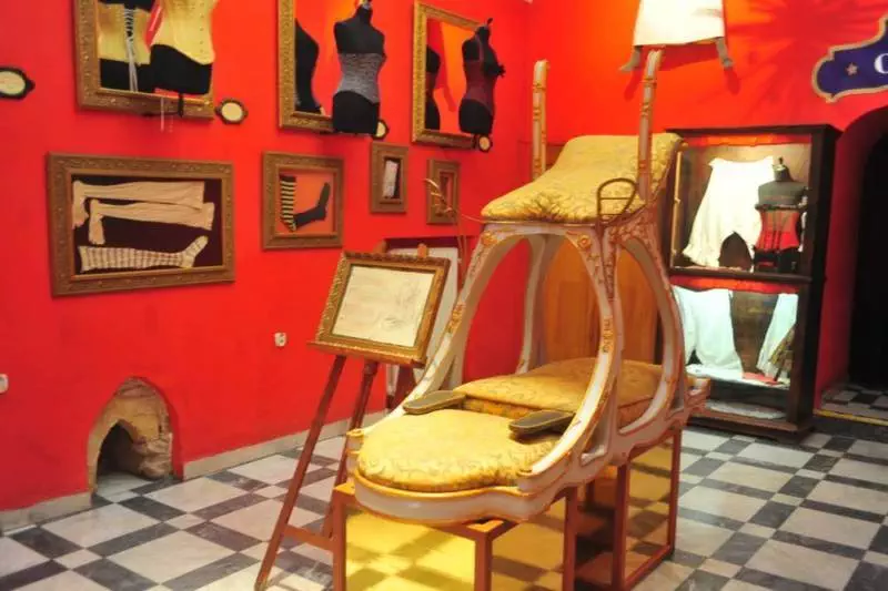 Destination: the Sex Machines Museum (Prague, Czechia) – a wonderful, raunchy, NSFW look at some kinky tools - Czechia -