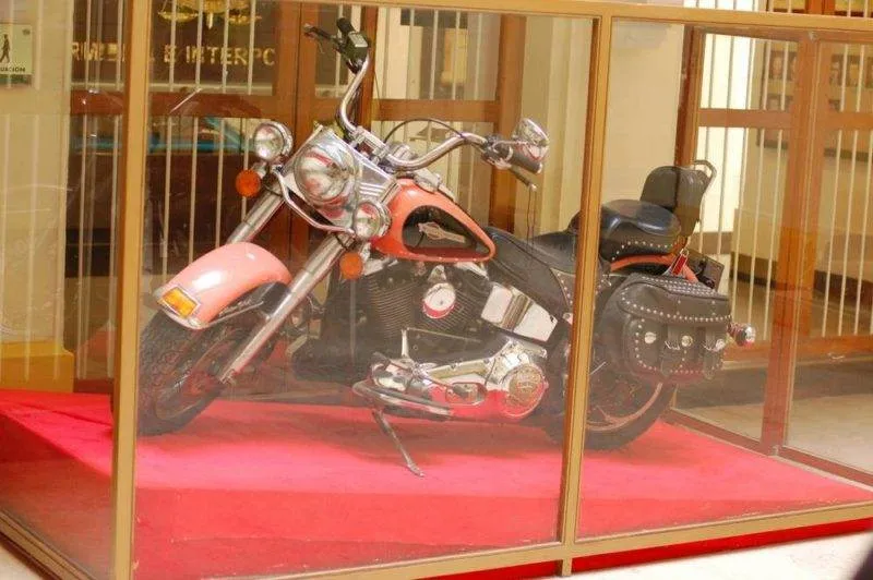 Destination: Bogota Police Museum with our very own police guide! (Colombia) Destination: Bogota Police Museum with our very own police guide! (Colombia) - Colombia -