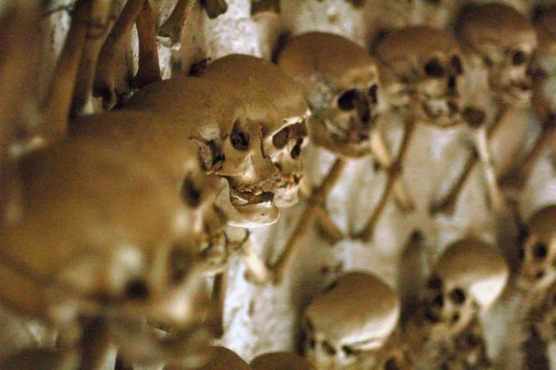 Destination: the bizarre catacombs of Enrique Torres Belon (Lampa, Peru) Destination: the bizarre catacombs of Enrique Torres Belon (Lampa, Peru) - Peru -