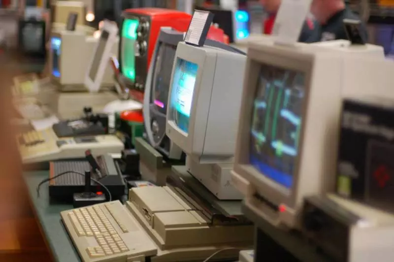 Destination: the Personal Computing Museum (Brantford, Ontario, Canada) - Canada -