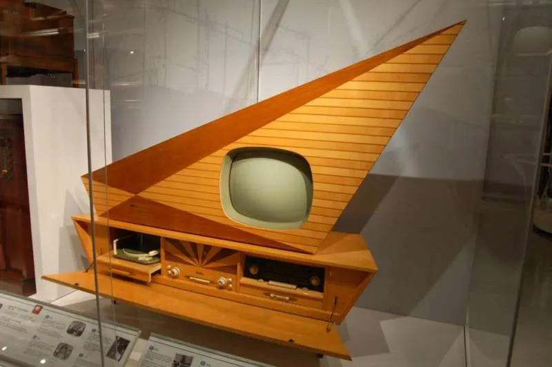 Destination: the Museum of Television (Toronto, Canada) - Canada -