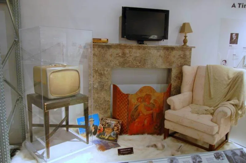 Destination: the Museum of Television (Toronto, Canada) - Canada -