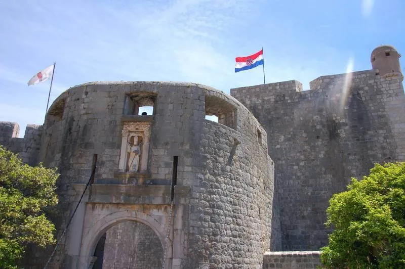 12 Things You Need To Know Before Traveling to Dubrovnik and Split (Croatia) 12 Things You Need To Know Before Traveling to Dubrovnik and Split (Croatia) - Croatia -