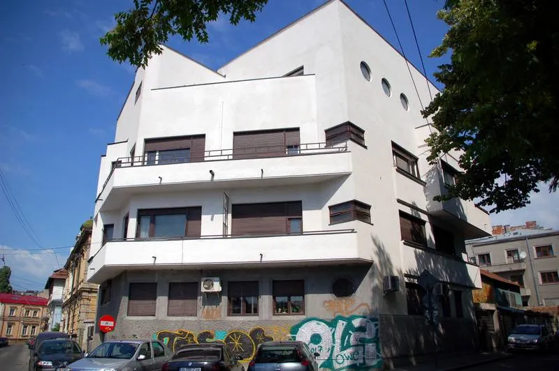 Review: Bucharest’s Tour of Communism and the Jewish Trail (Romania) Review: Bucharest’s Tour of Communism and the Jewish Trail (Romania) - Romania -