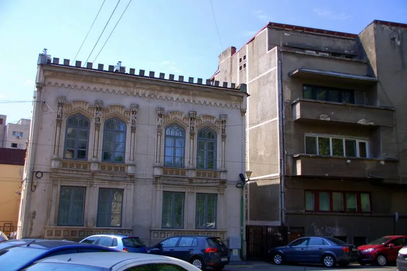 Review: Bucharest’s Tour of Communism and the Jewish Trail (Romania) Review: Bucharest’s Tour of Communism and the Jewish Trail (Romania) - Romania -