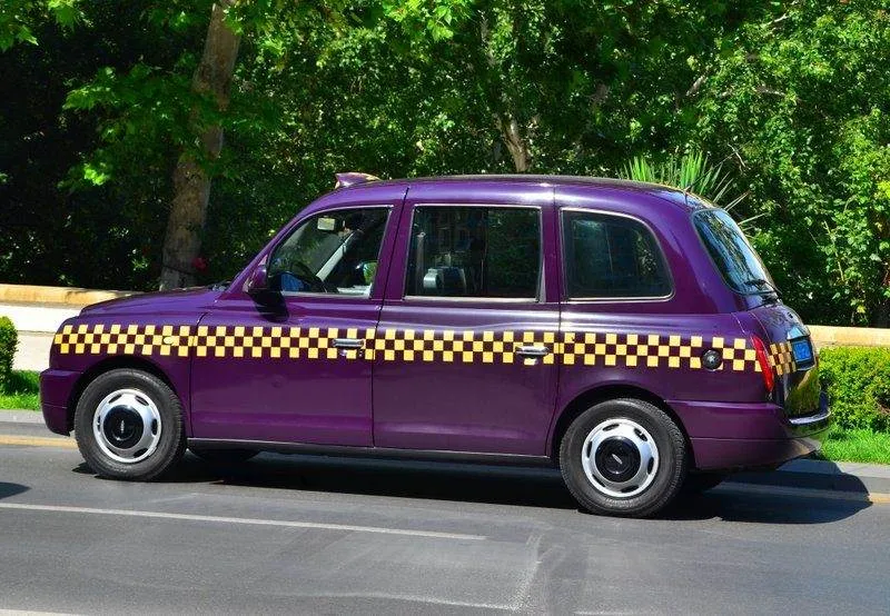 What you need to know about Baku, Azerbaijan before arriving Baku, Azerbaijan purple London taxi