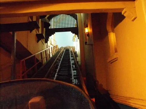 Destination: Lotte World - South Korea's biggest indoor amusement park (Seoul, South Korea) - South Korea -