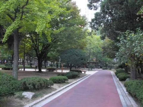 Destination: Rodeo Drive / Dosan Park (Apgujeong) Destination: Rodeo Drive / Dosan Park (Apgujeong) - South Korea -