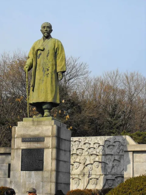 Destination: Jongmyo royal shrine (Seoul, South Korea) - South Korea -