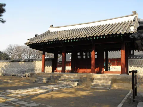 Destination: Jongmyo royal shrine (Seoul, South Korea) - South Korea -