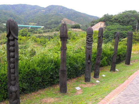 Destination: Haesindang Park - the park of wooden phalluses, anyone? (Samcheok, Gangwon-do, South Korea) (NSFW) Destination: Haesindang Park - the park of wooden phalluses, anyone? (Samcheok, Gangwon-do, South Korea) (NSFW) - South Korea -