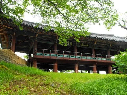 Destination: Expo Park — or — is that a overflowing, radioactive, wedding cake? (Samcheok, Gangwon-do, South Korea)) Destination: Expo Park — or — is that a overflowing, radioactive, wedding cake? (Samcheok, Gangwon-do, South Korea)) - South Korea -
