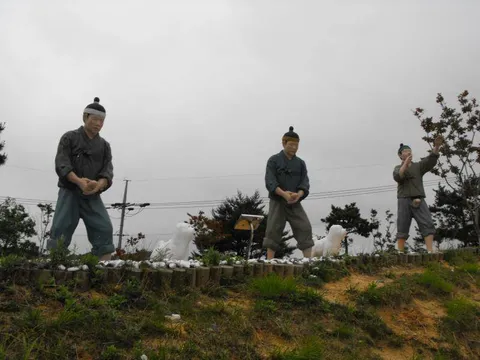 Destination: Haesindang Park - the park of wooden phalluses, anyone? (Samcheok, Gangwon-do, South Korea) (NSFW) Destination: Haesindang Park - the park of wooden phalluses, anyone? (Samcheok, Gangwon-do, South Korea) (NSFW) - South Korea -