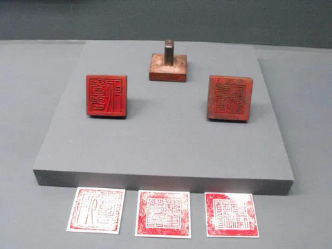 Destination: National Palace Museum of Korea - a historic look at Korea's royalty (Seoul, South Korea) Destination: National Palace Museum of Korea - a historic look at Korea's royalty (Seoul, South Korea) - South Korea -