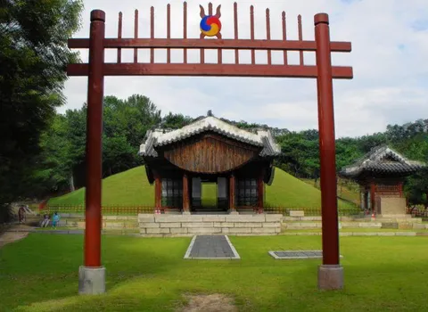 A tale of two tombs and a memorial hall - Destination: Uireung and Sunginwon, Seoul, South Korea - South Korea -