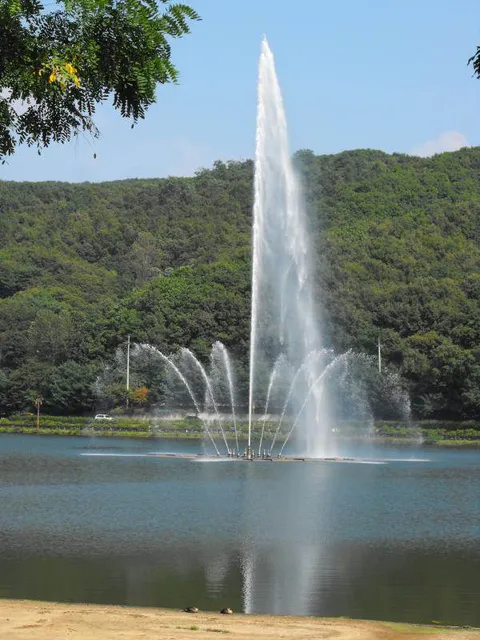 Destination: Yuldong Park - a new, natural area with old tombs in the middle of urban planning (Bundang / Seongnam, South Korea)) Destination: Yuldong Park - a new, natural area with old tombs in the middle of urban planning (Bundang / Seongnam, South Korea)) - South Korea -
