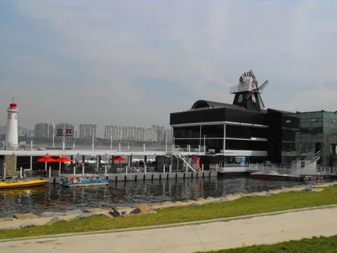 Destination: the NEW Yeouido Han River Park (Seoul, South Korea) Destination: the NEW Yeouido Han River Park (Seoul, South Korea) - Festivals, South Korea -