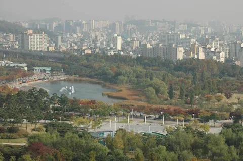 Destination: World Cup Park - the formerly futuristic football place (Seoul, South Korea) Destination: World Cup Park - the formerly futuristic football place (Seoul, South Korea) - South Korea -