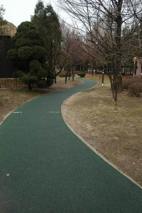 Destination: Seosomun Park - a sculpture park for the locals (Seoul, South Korea) - South Korea -