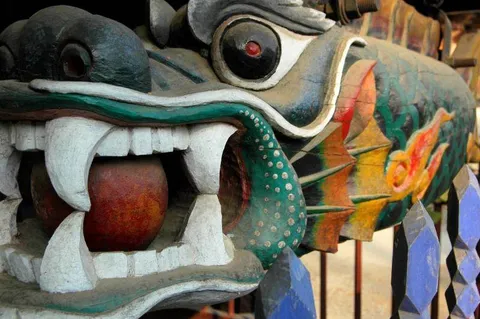 Destination: Yongmunsa - a Buddhist temple with a 1,100 year-old tree (Yangpyeong, Gyeonggi-do, South Korea) - South Korea -