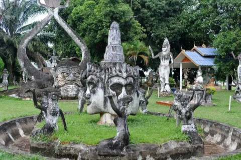 Destination: Xieng Khuan Buddha park (Vientiane area, Laos) Destination: Xieng Khuan Buddha park (Vientiane area, Laos) - Laos -
