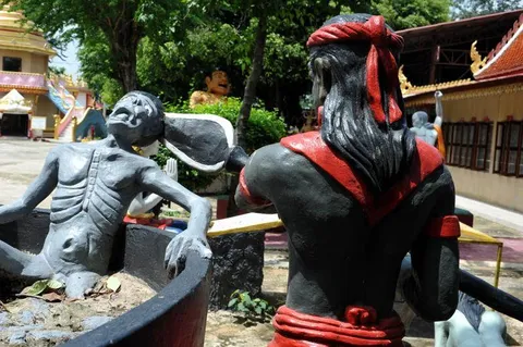 Destination: Wat Kai — the only hell temple with monkeys around - Ayutthaya, Thailand (NSFW) Destination: Wat Kai — the only hell temple with monkeys around - Ayutthaya, Thailand (NSFW) - Thailand -