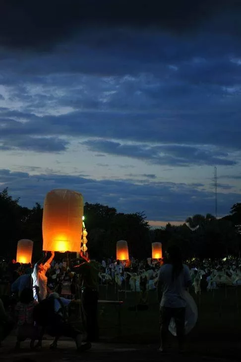 Destination: the Yi Pang Lantern Ceremony (Chiang Mai, Thailand) - Festivals, Thailand -