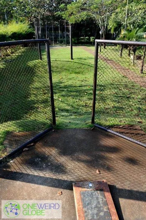 Destination: a royal mansion and… mini golf? (Chiang Mai, Northern Thailand) Destination: a royal mansion and… mini golf? (Chiang Mai, Northern Thailand) - Thailand -