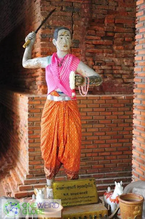 Destination: Nakhon Ratchasima and a duo of temples - Thailand -