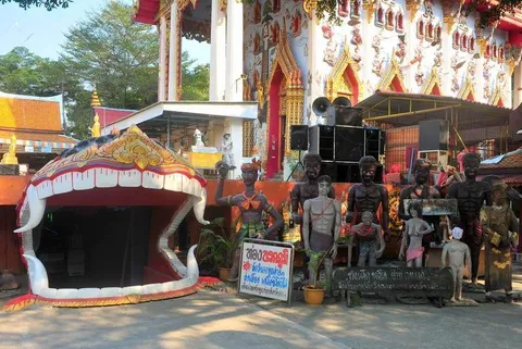 Destination: Wat Puet Udom — a freaky, colorful hell temple (NSFW) (central Thailand) Destination: Wat Puet Udom — a freaky, colorful hell temple (NSFW) (central Thailand) - Thailand -