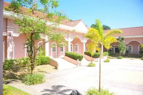 Destination: Phuket Mining Museum — a curious case of pink buildings (Thailand) - Thailand -