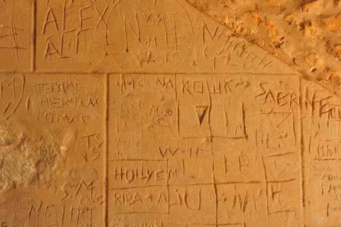 Destination: the OTHER Roman coliseum and a secret surprise (El Jem, Tunisia) - Tunisia -