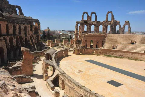 Destination: the OTHER Roman coliseum and a secret surprise (El Jem, Tunisia) - Tunisia -