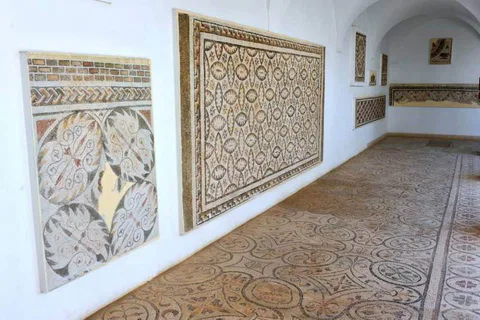 Destination: the OTHER Roman coliseum and a secret surprise (El Jem, Tunisia) - Tunisia -